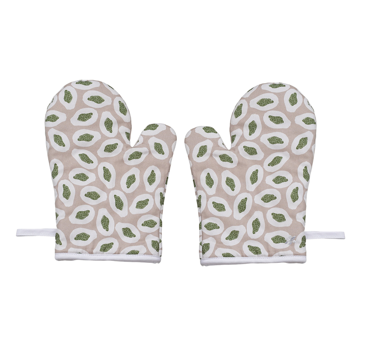 MOTO | Oven Mitt (2026)