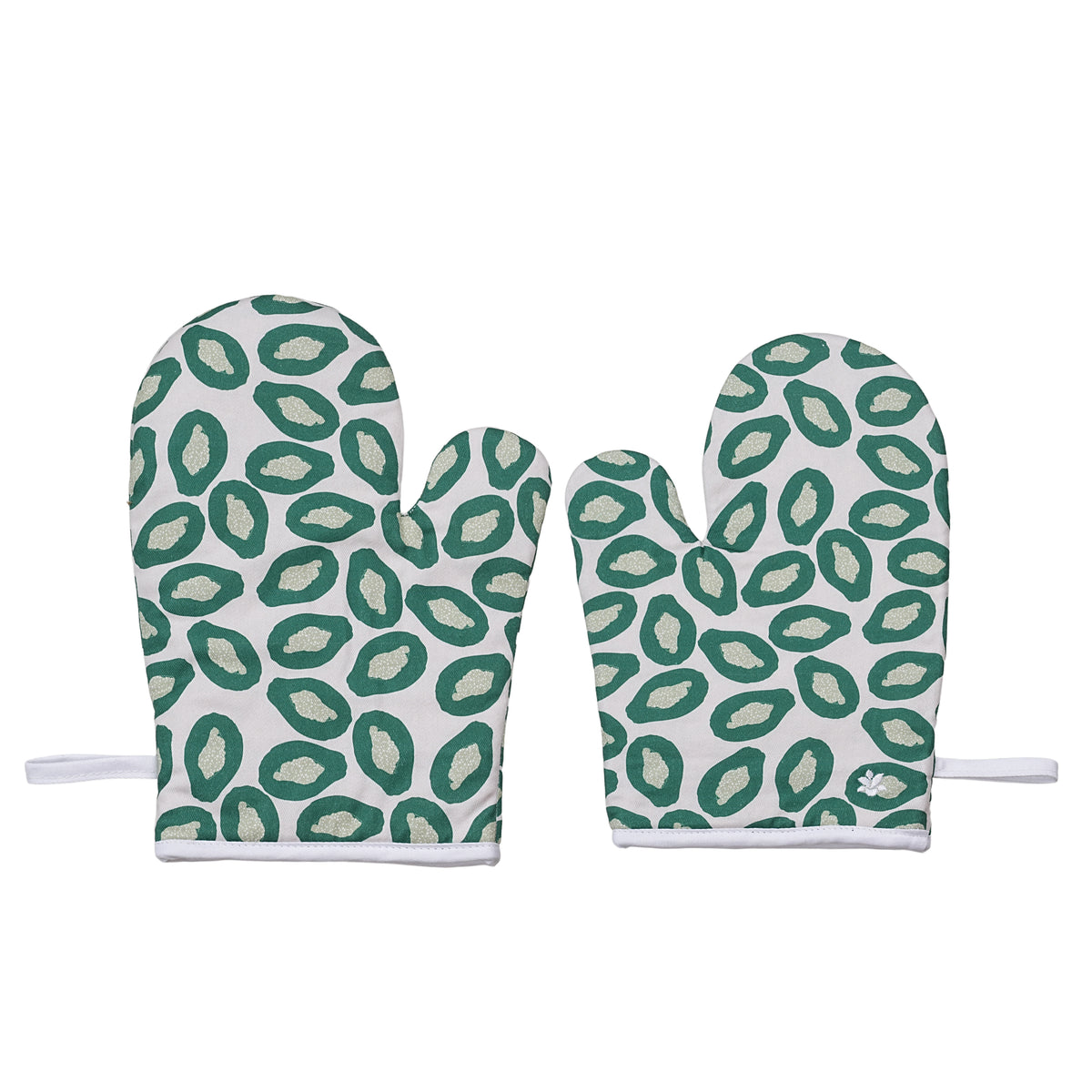 MOTO | Oven Mitt (2026)